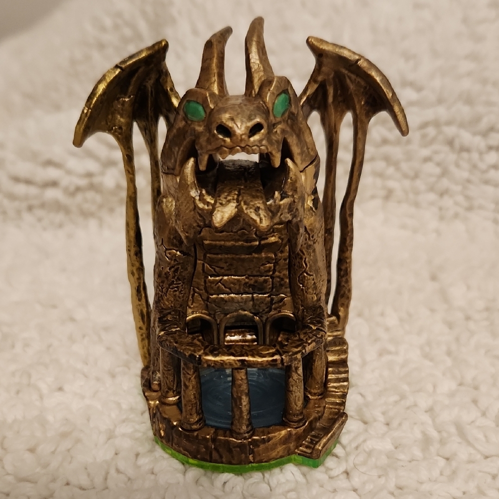 Skylanders Spyro's Adventure Dragons Peak Figure